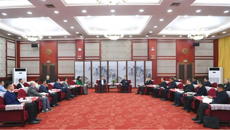 青海省人民当局与人生就是博官网动力签署战术合作和谈